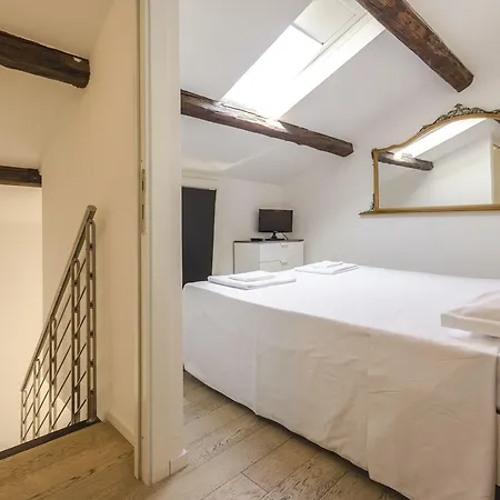 Del Nettuno Apartment *