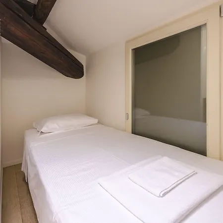 Del Nettuno Apartment