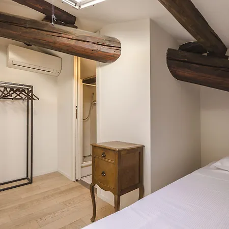 Del Nettuno * בולוניה