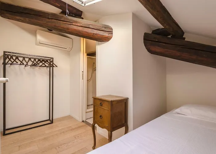 Del Nettuno Apartment Bologna